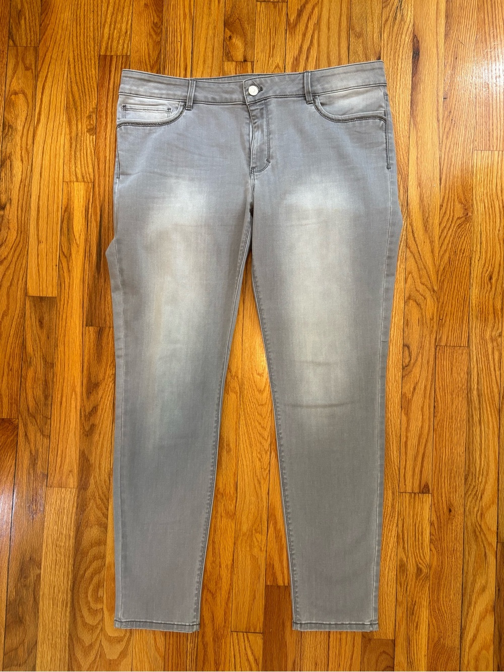 White House Black Market Light Grey Skinny Jeans